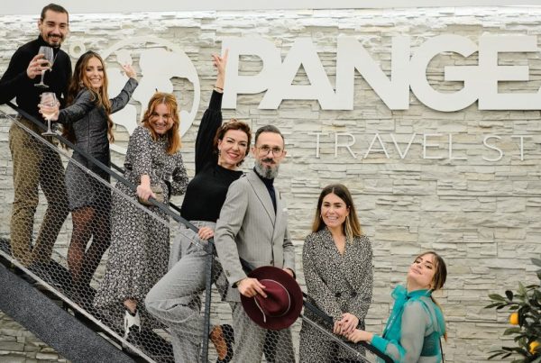 Foto Acción con Influencers para Pangea